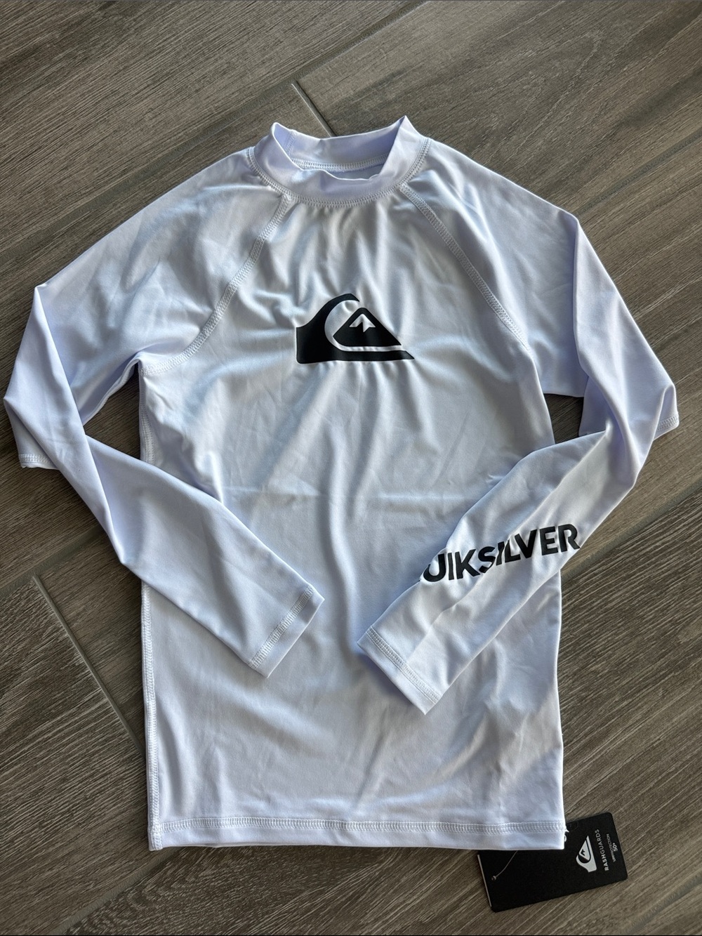 Quiksilver White Rash Guard with Black Logo size 12 NWT